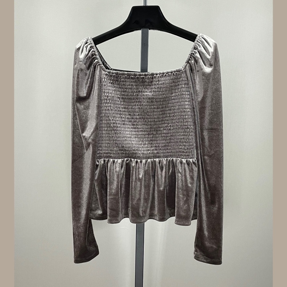 GAP Gray Velvet Crop Top